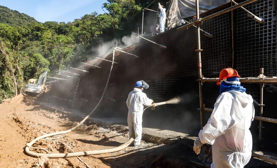 Estrada da Graciosa Km 7