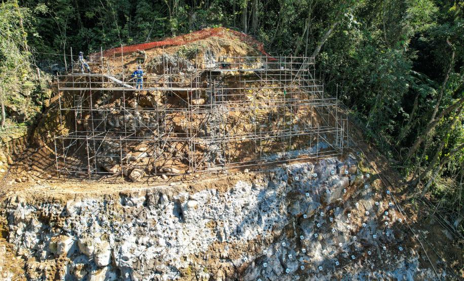 Estrada da Graciosa km 8