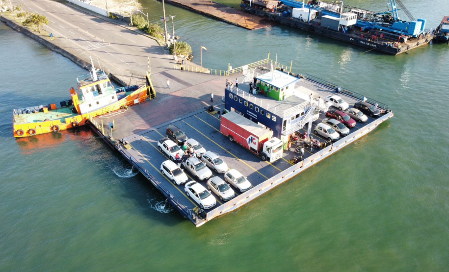 Ferry boat de Guaratuba