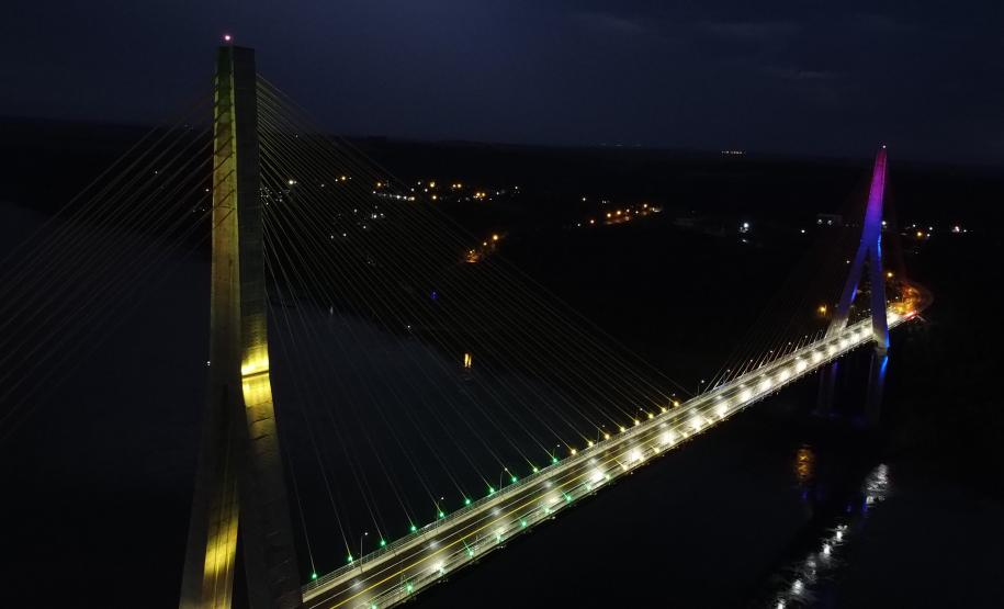 Teste da iluminação cênica da Ponte da Integração Brasil - Paraguai