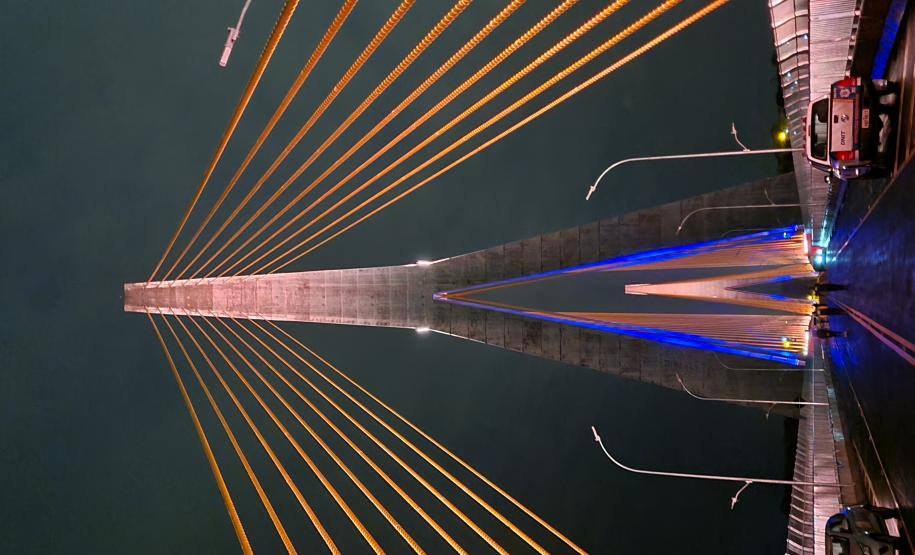 Teste da iluminação cênica da Ponte da Integração Brasil - Paraguai