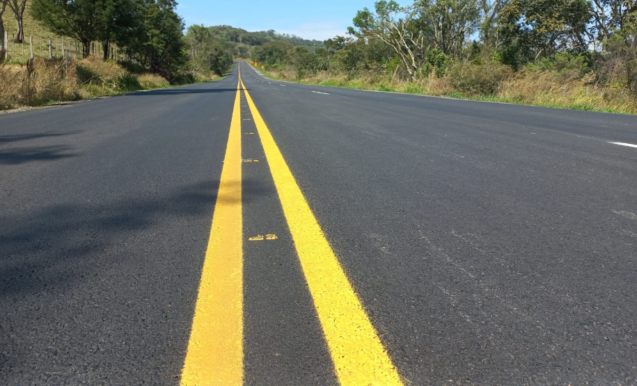 PR-090 Pavimento concluído e sinalização provisória