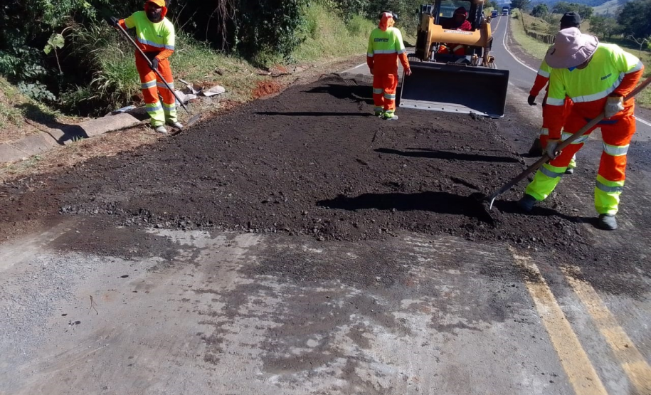 PR-090 Remendos profundos e reperfilagem