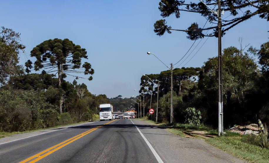 PR-423 entre Araucária e Campo Largo