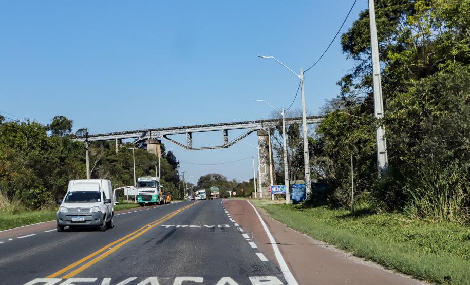 PR-423 entre Araucária e Campo Largo