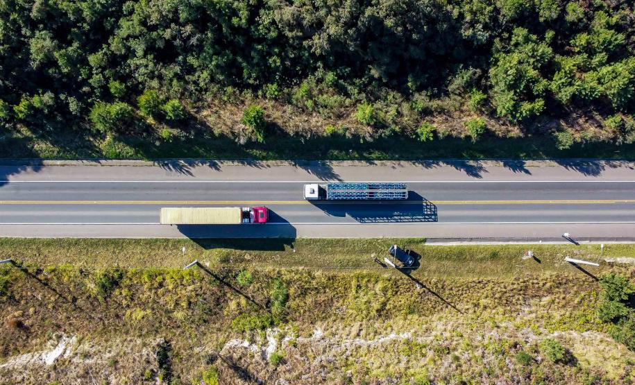 PR-423 entre Araucária e Campo Largo