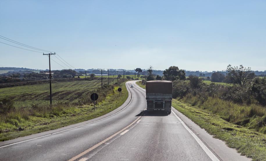 PR-423 entre Araucária e Campo Largo