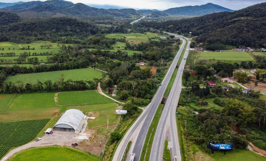 BR-277 entre Curitiba e Paranaguá