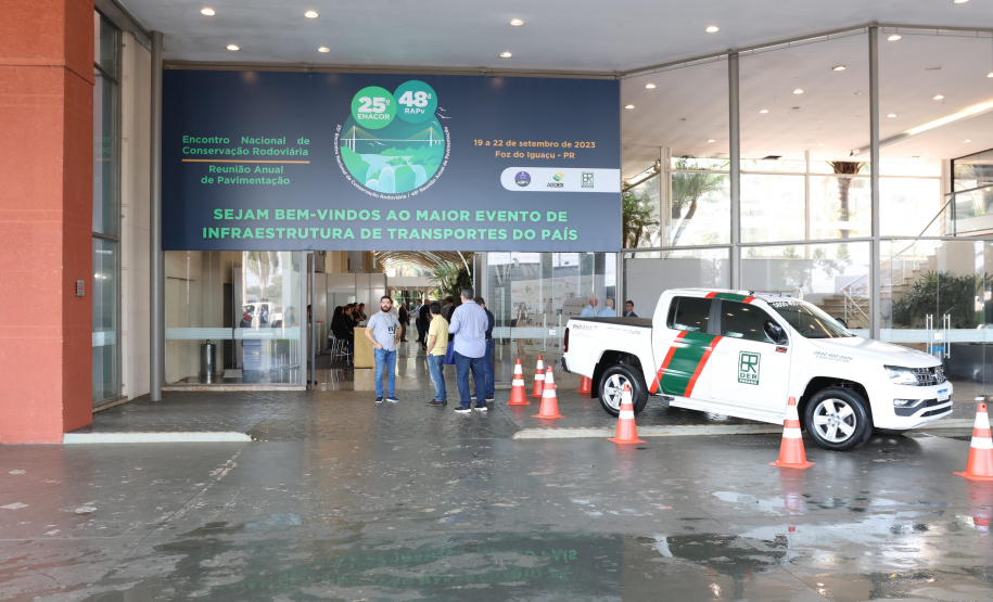 Primeiro dia do 25º Encontro Nacional de Conservação Rodoviária (Enacor) e 48ª Reunião Anual de Pavimentação (RAPv) em Foz do Iguaçu