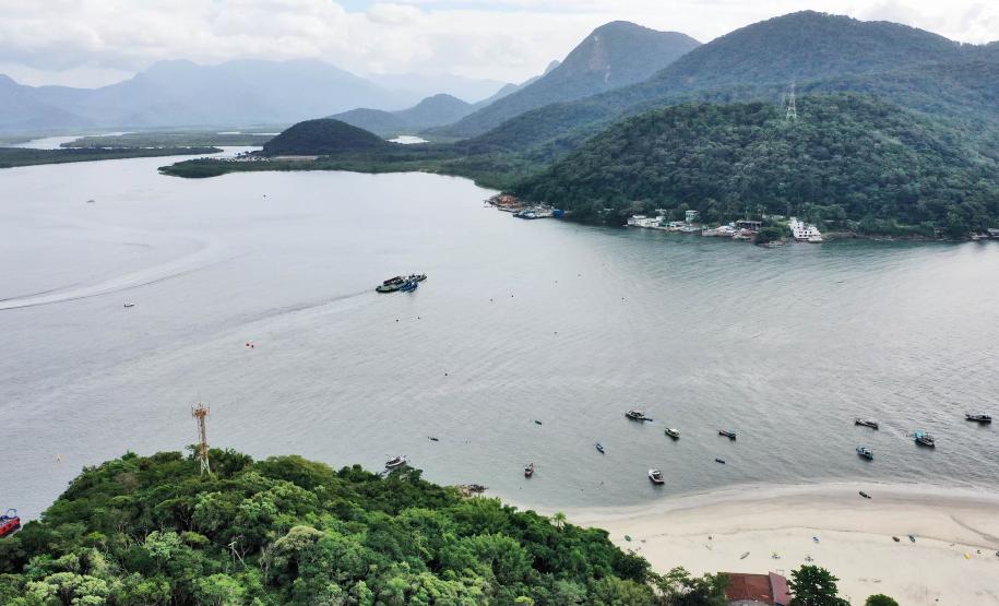 Baia de Guaratuba, local da futura ponte