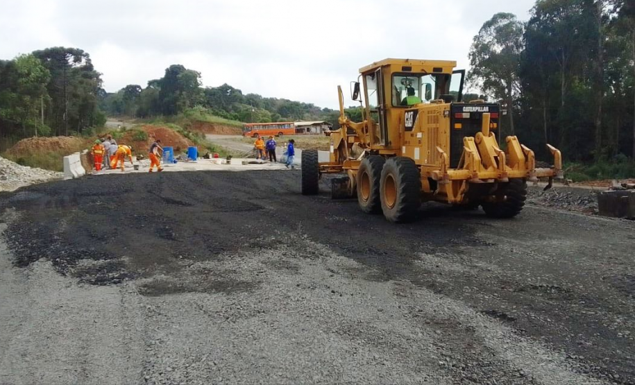 Ponte sobre o Rio Turvo, na PR-364, quase concluída