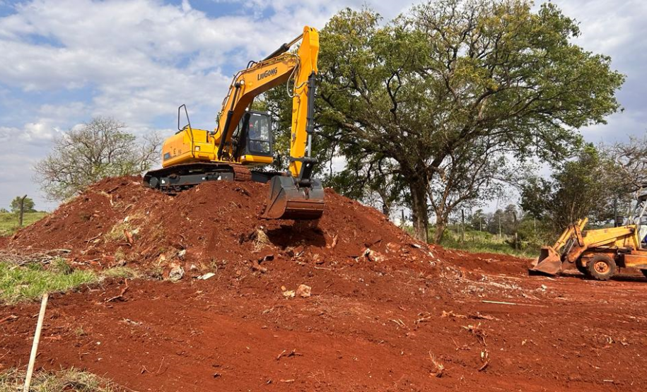 Serviços iniciais do Viaduto da PUC em Londrina