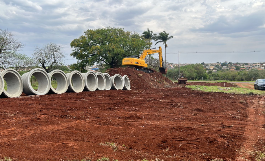 Serviços iniciais do Viaduto da PUC em Londrina