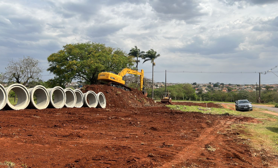 Serviços iniciais do Viaduto da PUC em Londrina