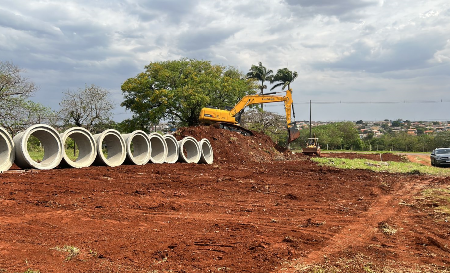 Serviços iniciais do Viaduto da PUC em Londrina