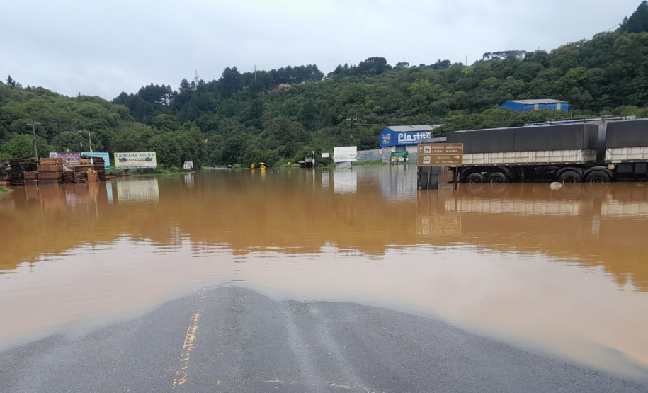PR-092 em Almirante Tamandaré