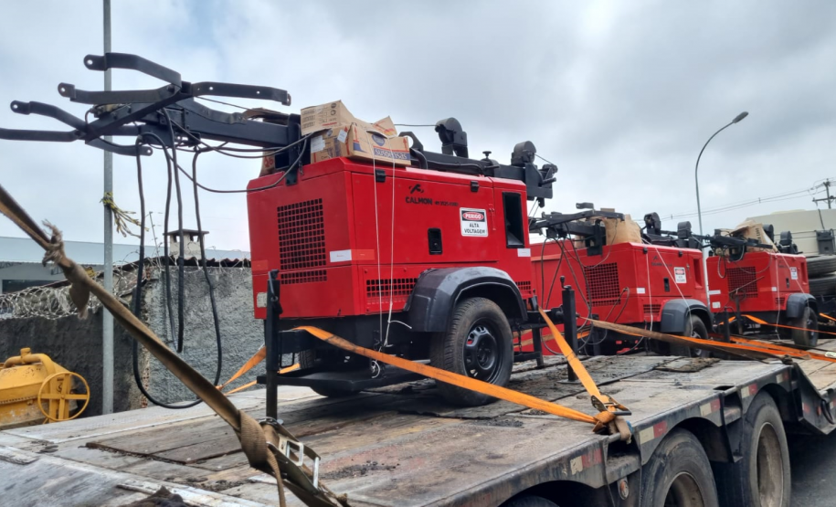 Equipamento para iluminação noturna na PR-151 em Jaguariaíva