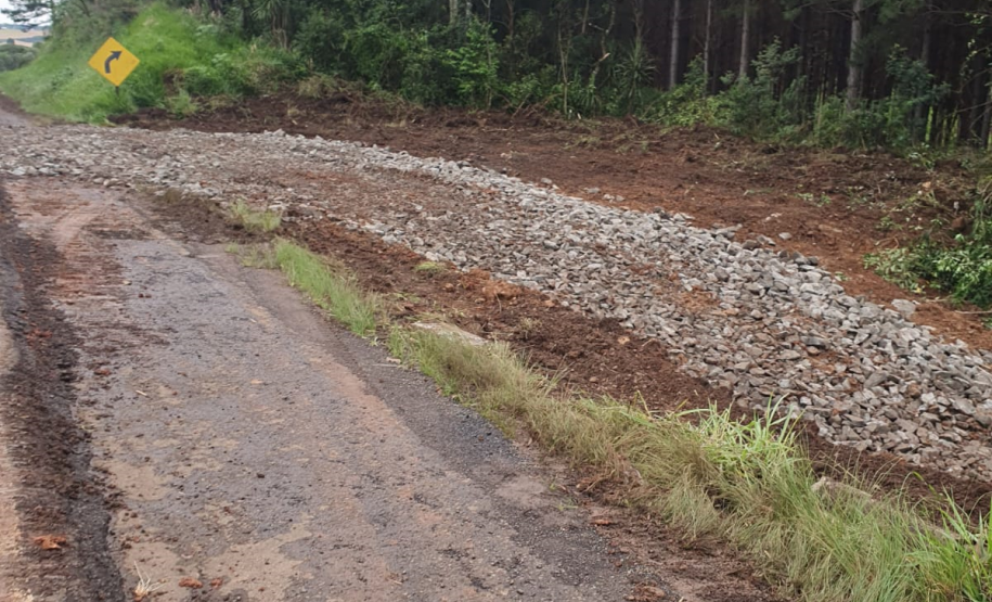 PR-170 Guarapuava recuperação de aterro