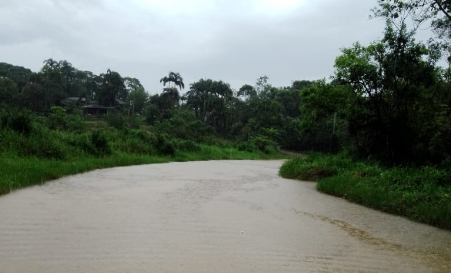 PR-405 em Guaraqueçaba