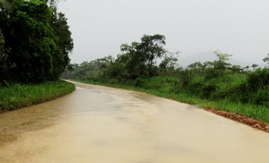 PR-405 em Guaraqueçaba