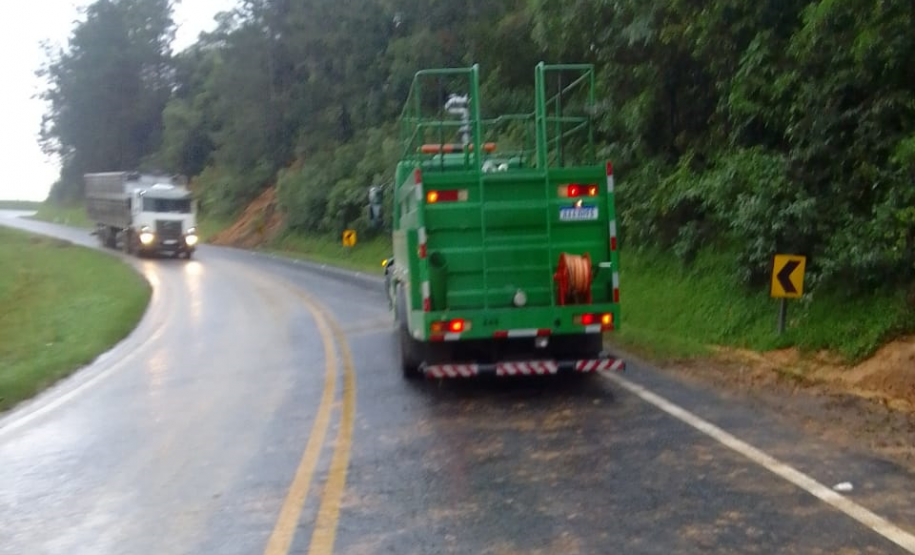 PR-438 em Teixeira Soares