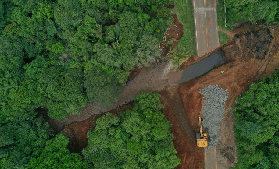PR-540 Entre Rios recuperação de bueiro