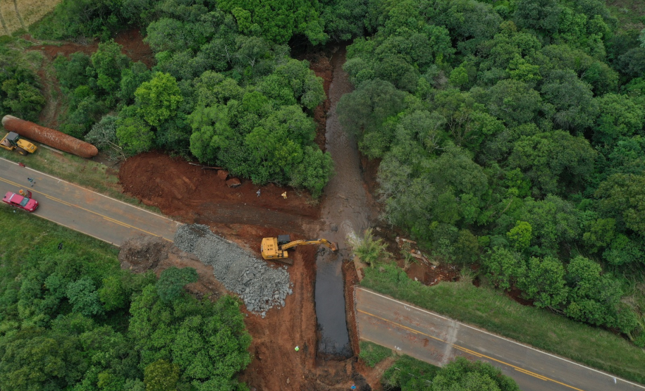 PR-540 Entre Rios recuperação de bueiro