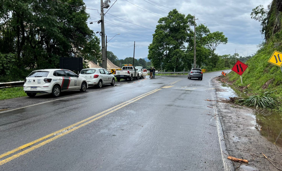 Início da PRC-466 em União da Vitória, ponto de bloqueio