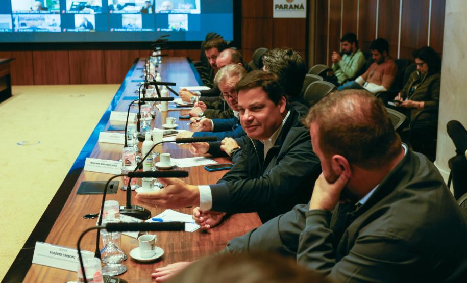 Reunião entre governo e municípios sobre as chuvas