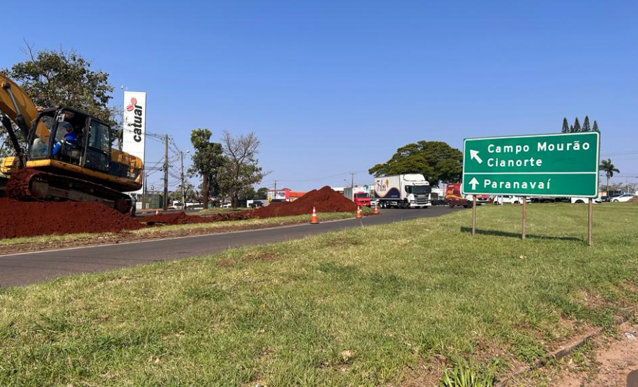 Sondagens e coleta de amostra de solo no local do futuro viaduto