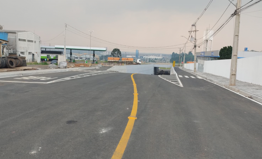 BR-277 Trincheira entre a Rua João Fortkamp e a Rua Campo Grande