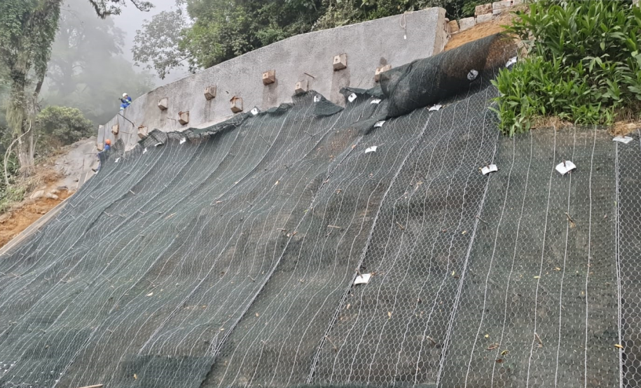 Obras de recuperação da Estrada da Graciosa