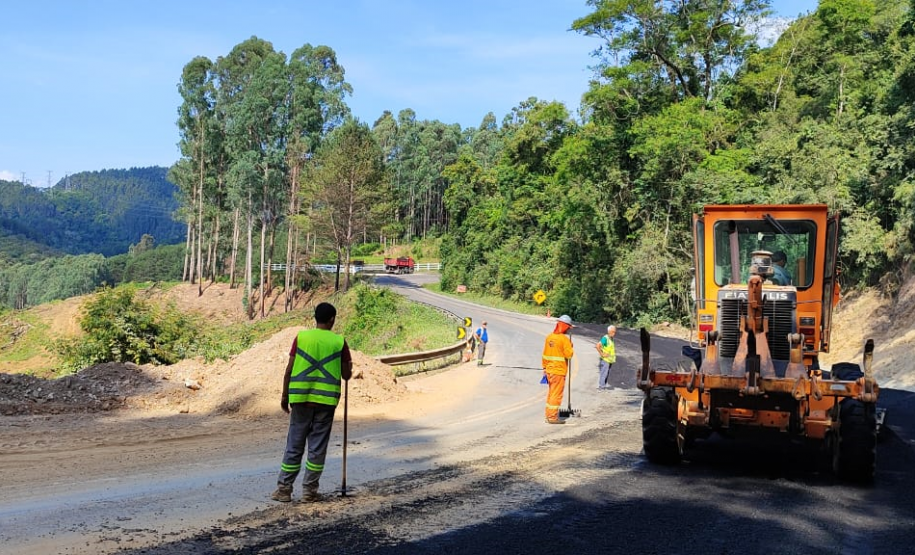 PR-092 em Rio Branco do Sul, pavimento do desvio temporário
