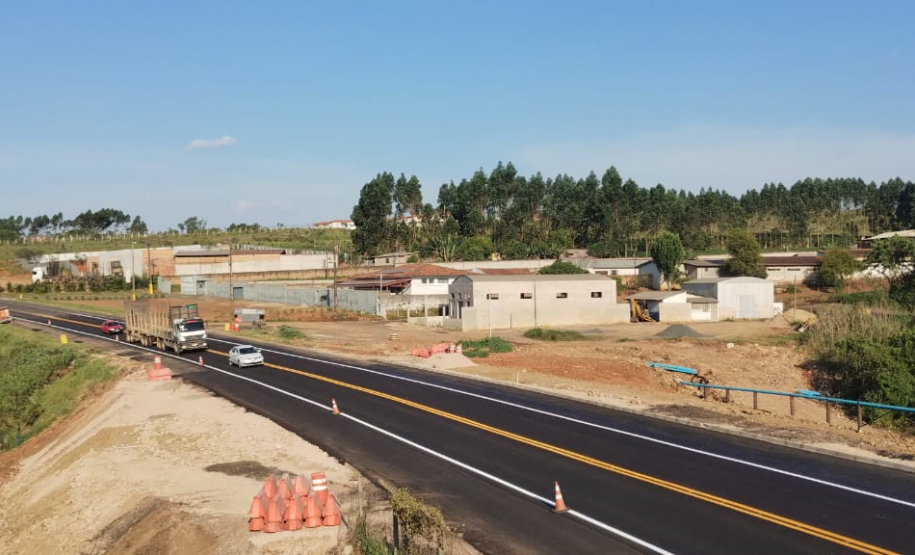 PR-151 em Jaguariaíva com nova pavimentação e sinalização horizontal