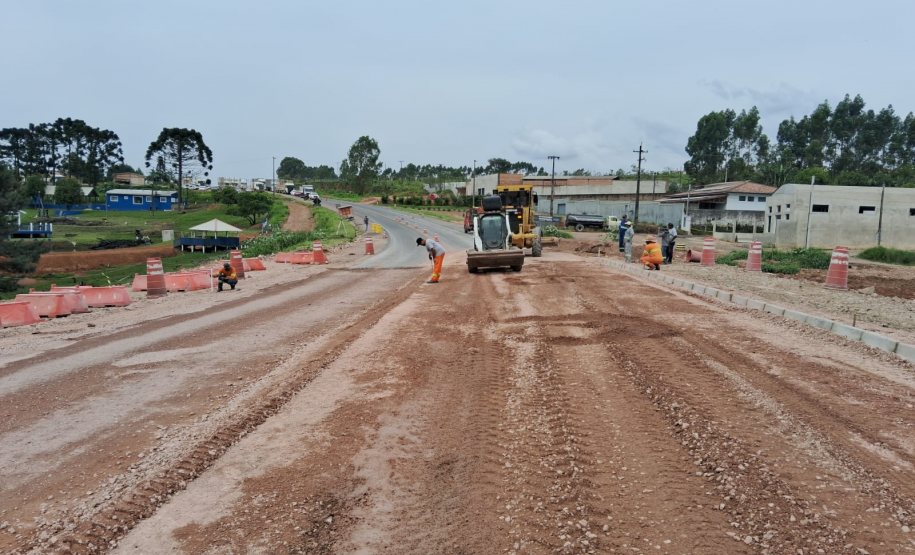PR-151 Jaguariaíva preparativos para pavimentação