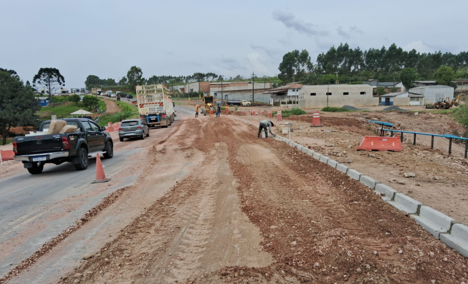 PR-151 Jaguariaíva preparativos para pavimentação