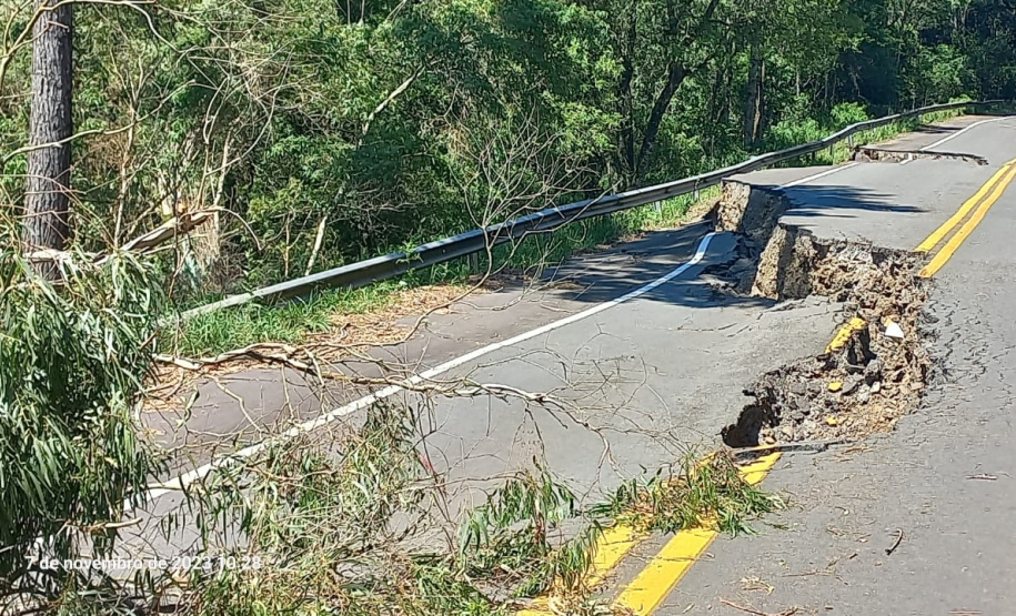 PR-170 entre Pinhão e Bituruna