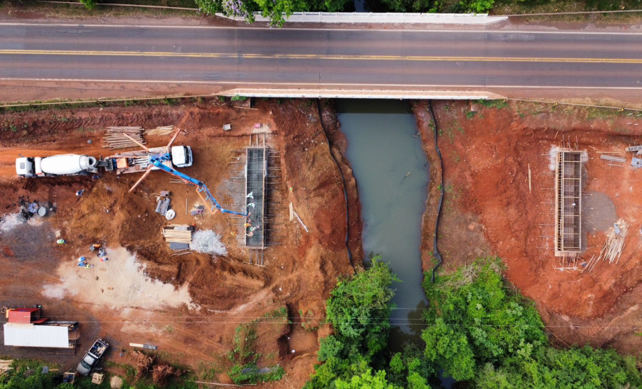 Construção de nova ponte na PR-445