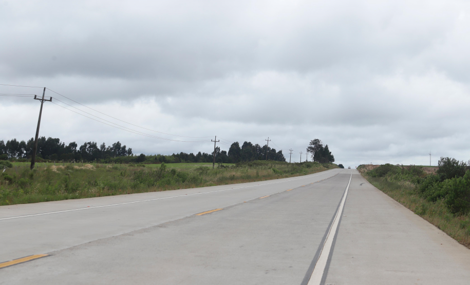 Whitetopping da PRC-280 entre Palmas e o trevo Horizonte