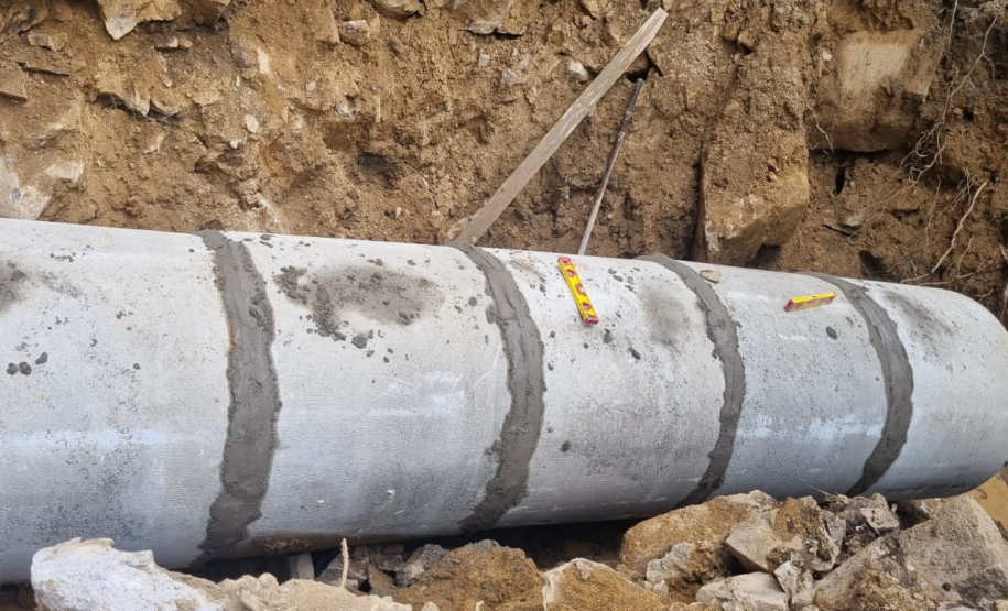 Implantação de novo bueiro no km 11+200 da Estrada da Graciosa