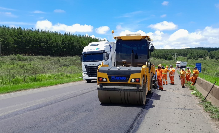 Serviços de conservação do pavimento e da faixa de domínio da PR-151 entre Ponta Grossa e Sengés