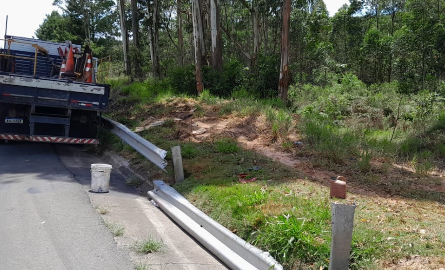 Serviços de conservação do pavimento e da faixa de domínio da PR-151 entre Ponta Grossa e Sengés