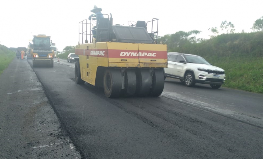Serviços de conservação do pavimento e da faixa de domínio da PR-151 entre Ponta Grossa e Sengés