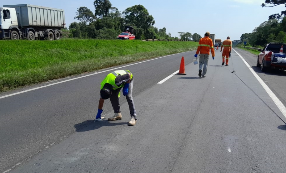 Serviços de conservação do pavimento e da faixa de domínio da PR-151 entre Ponta Grossa e Sengés