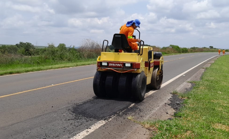 Serviços de conservação do pavimento e da faixa de domínio da PR-151 entre Ponta Grossa e Sengés