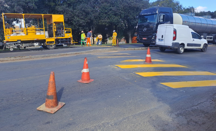 Serviços de conservação do pavimento e da faixa de domínio da PR-151 entre Ponta Grossa e Sengés