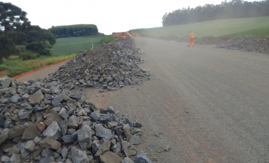 PR-160 entre Imbaú e Reserva - pavimentação