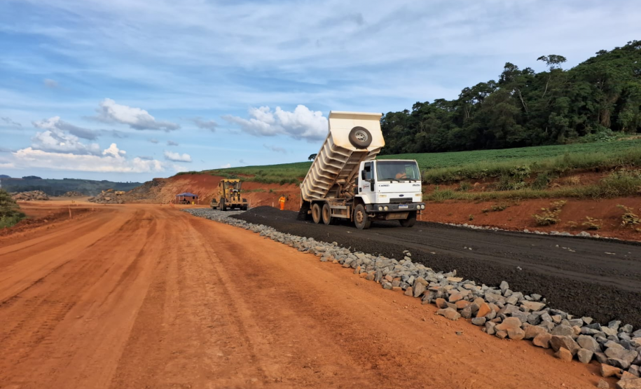 PR-160 entre Imbaú e Reserva - pavimentação