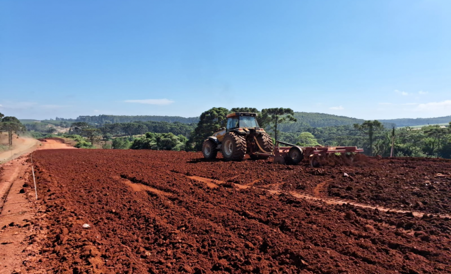 PR-160 entre Imbaú e Reserva - terraplenagem