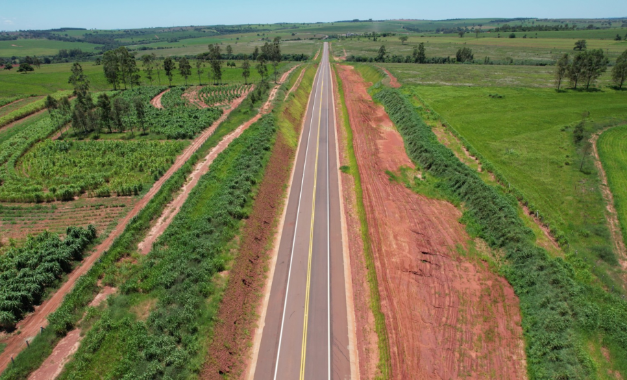 Estrada Boiadeira pavimentada